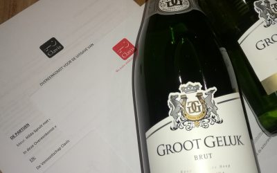 Auteurscontract bij Clavis uitgeverij